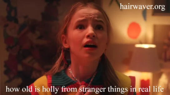 how old is holly from stranger things in real life